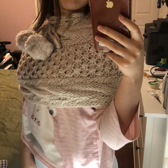 Mexx Knit Shoulder Wrap Scarf - Picture 3 of 9